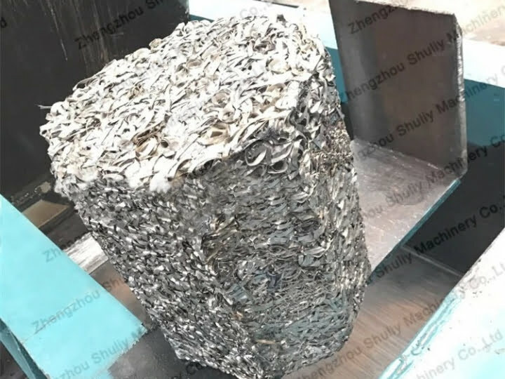 Scrap aluminum bale