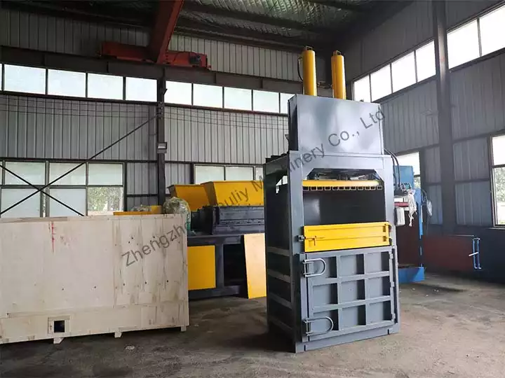 2 sets of SL-40T hydraulic vertical balers sold to the USA